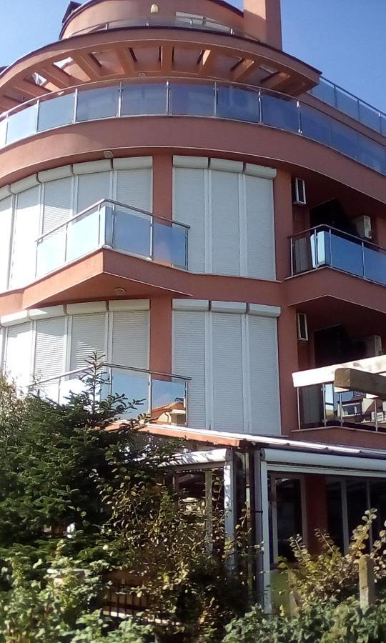 Студио Lozenets Bagian luar foto